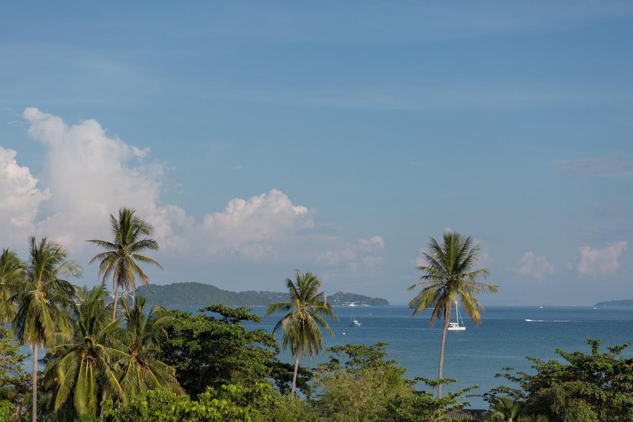 Joan House Hotel Rawai Exterior photo